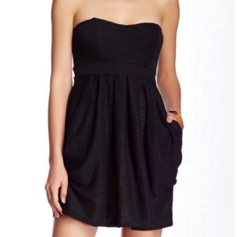 FREE PEOPLE Nyima Strapless Bubble Dress with Pockets Black Size 6